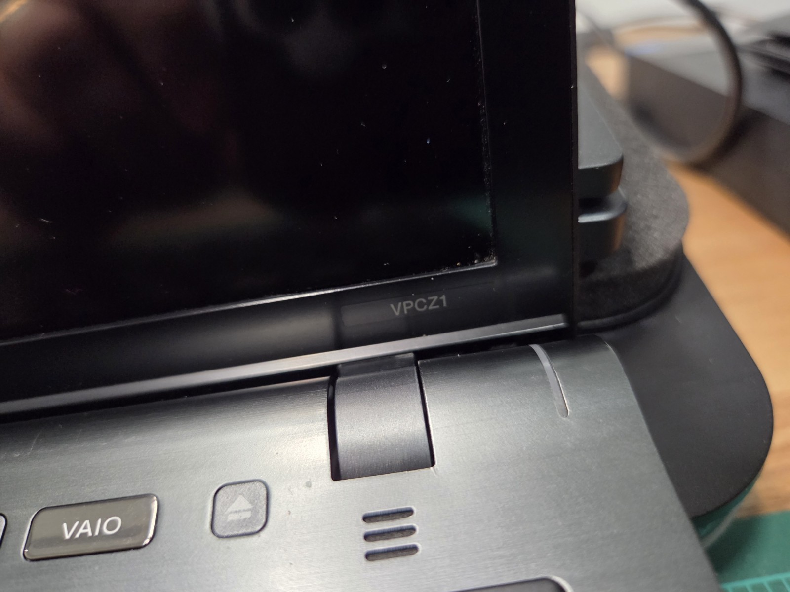 Sony Vaio VPCZ1290X Laptop Working Clean Repasted Win 7 Good Battery