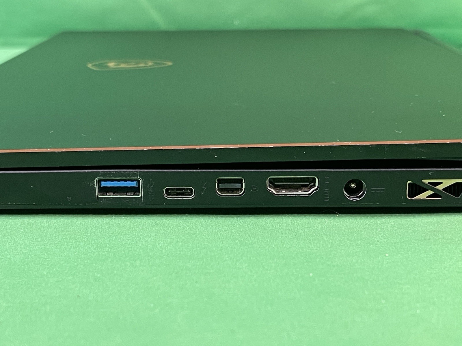 MSI GS65 Stealth Thin 8RF Intel i7-8750H GTX 1070 32GB RAM 1TB SSD 15.6″ | READ
