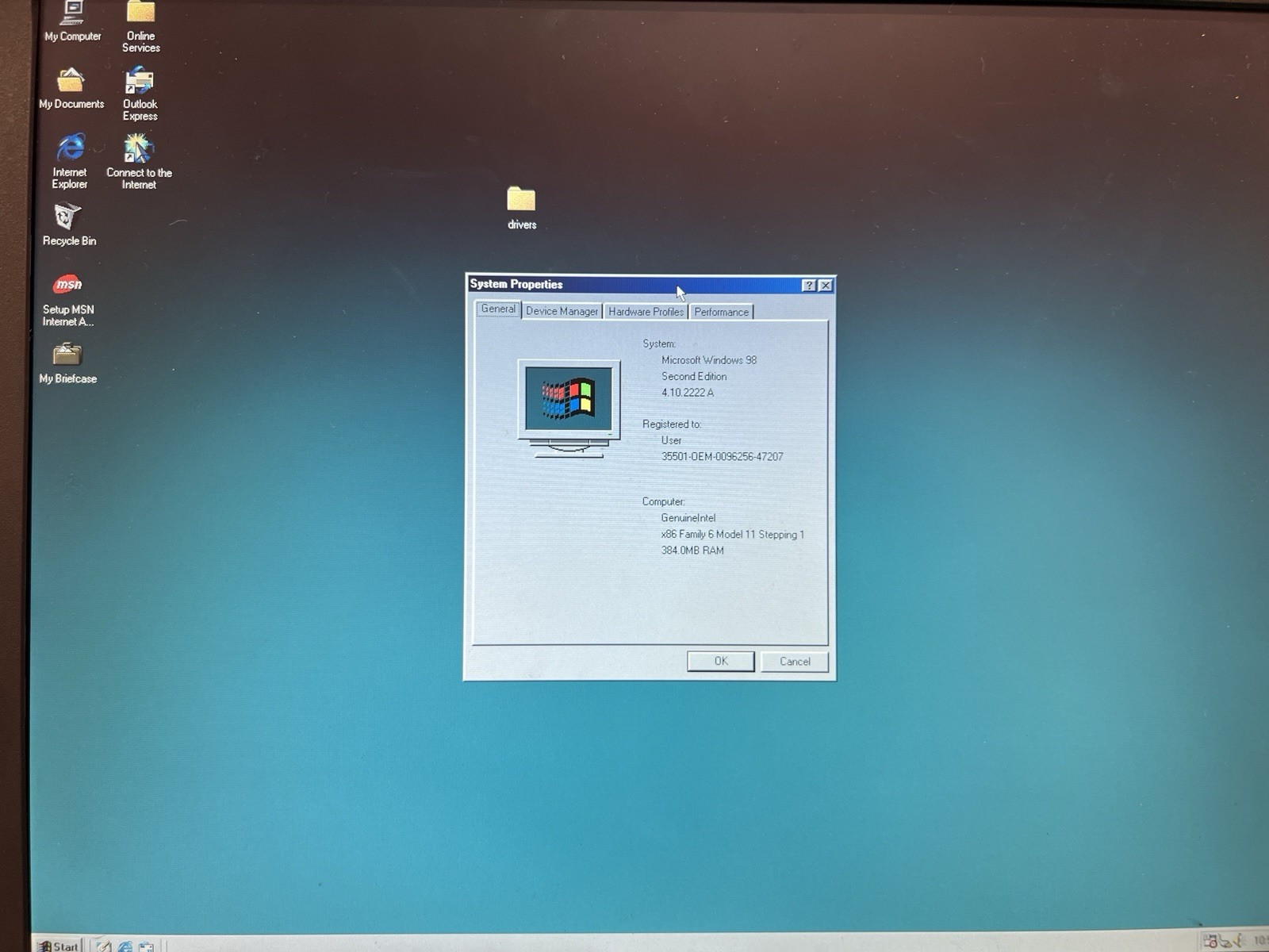 Dell Inspiron 8100 PP01X Pentium III Windows 98 Laptop DVD Floppy RS232 Nvidia