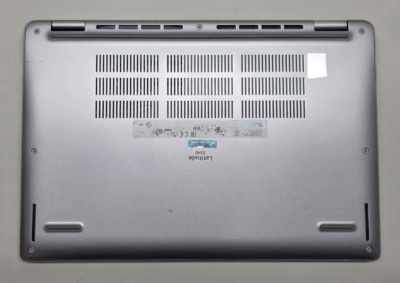 Dell Latitude 5340 13.3″ i7-1365U 1.80GHz 16GB RAM 128GB SSD Windows 11 Pro