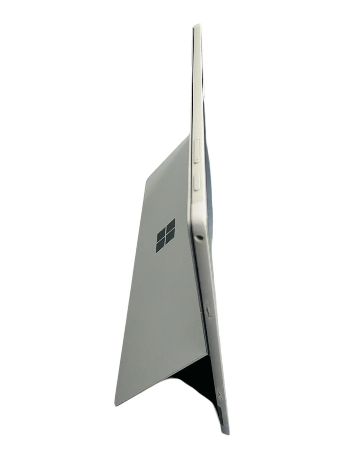 Microsoft Surface Pro 7 – 12.3″ Touchscreen – Core i5 – 8GB – 128GB