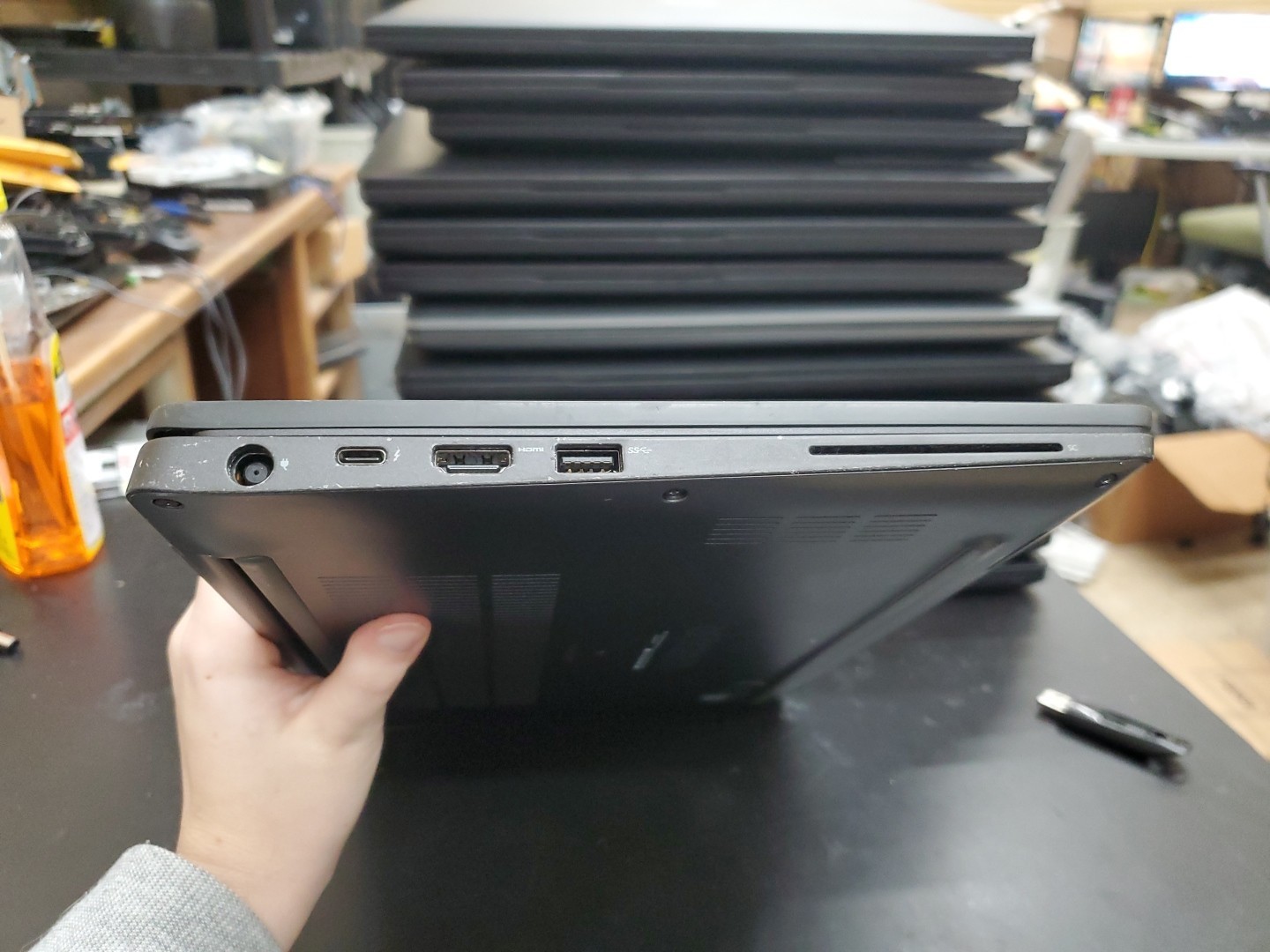Dell Latitude 7400 14″ i5-8365U 8GB 256gb SSD Laptop W11P 011626-2