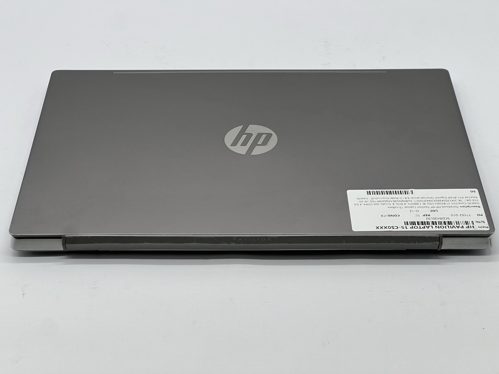 HP Pavilion 15-cs0085cl, i7-8550U, 4GB RAM, 1TB SATA, 256 GB SSD-No OS/AC