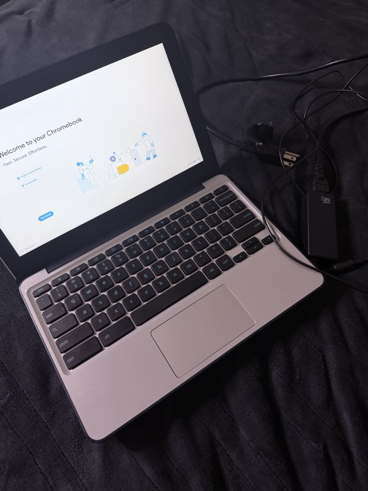 ASUS C202s Chromebook Intel Celeron 12in eMMC Chrome OS Laptop with Charger