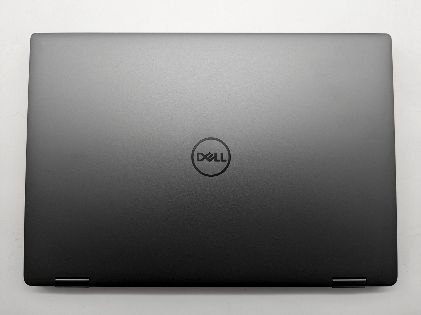 Dell Latitude 9330 2-in-1 13″ 2560 x 1600 Touch I5-1240U 256GB SSD 16GB W11P