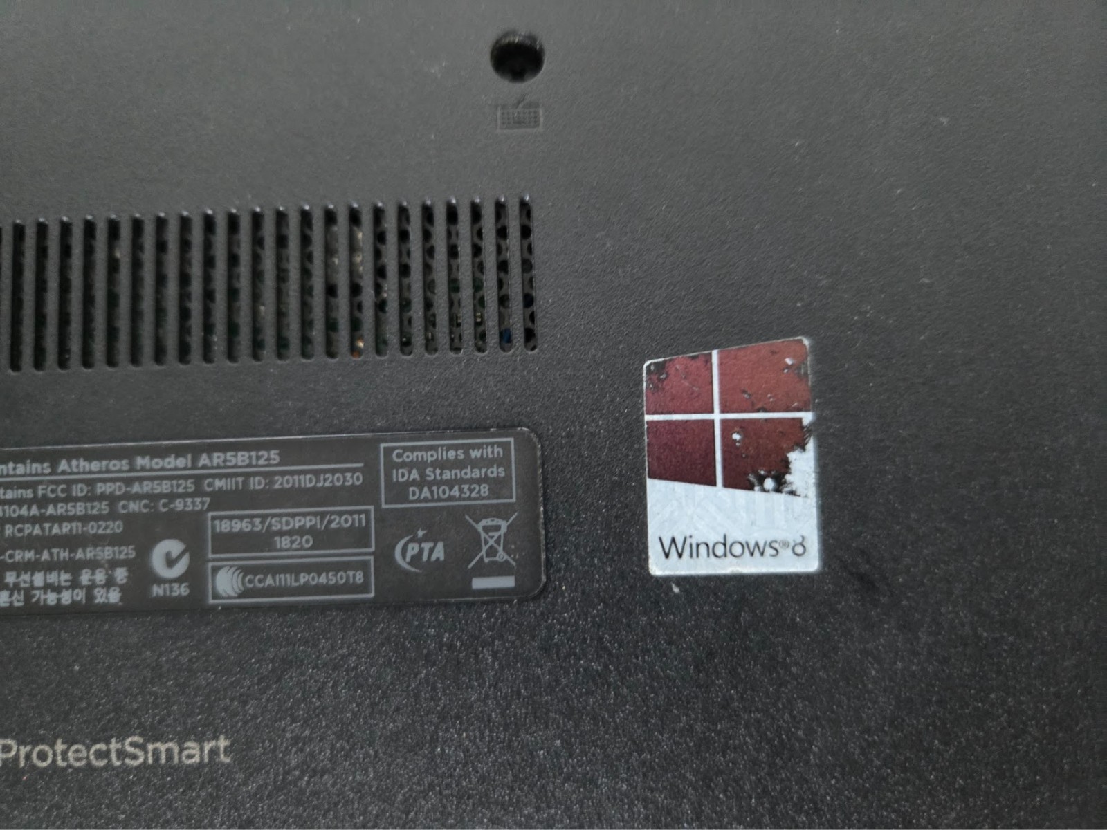 HP Pavilion 14-n018us Laptop 14 Inch Display Windows 8 DTS Sound+