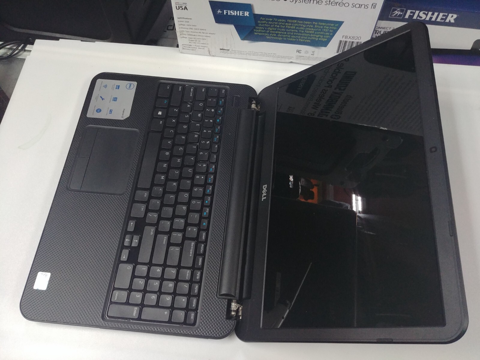 Dell Inspiron 15-3521 Intel Pentium NO BACK COVER WITH BATTERY FOR PARTS