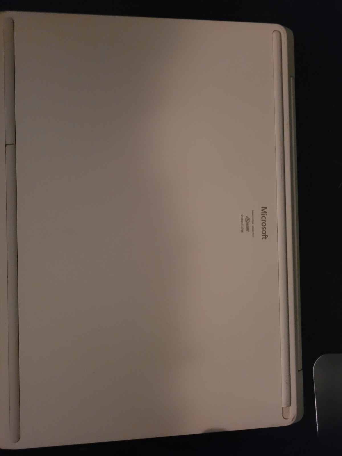 🖥️ Microsoft Surface Laptop Go