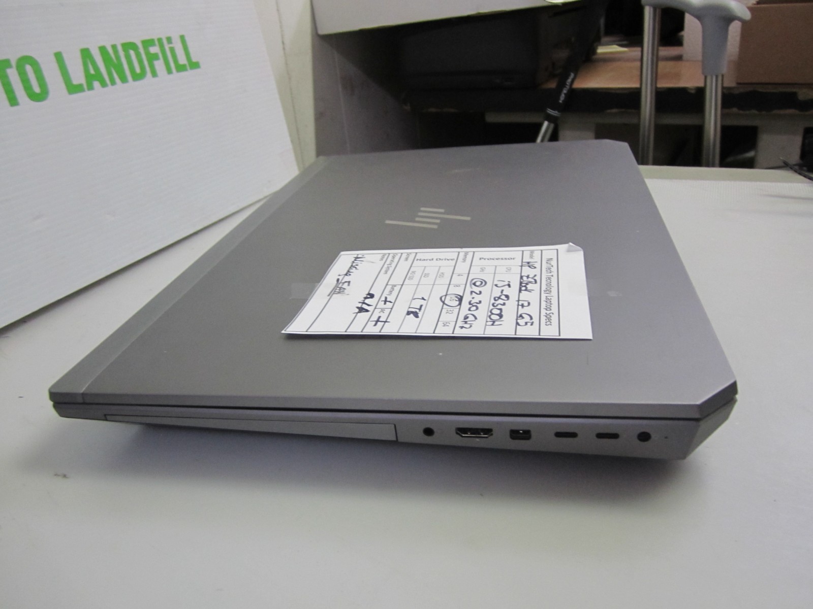 HP ZBook 17 G5 i5-8300H 2.3GHz 16GB/1TB NO OS Laptop + AC READ