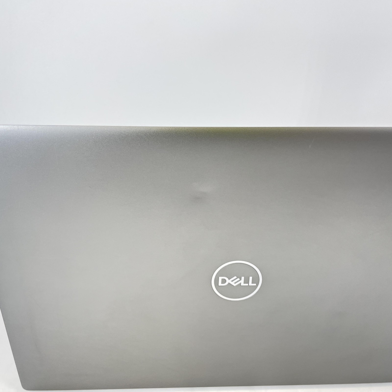 Dell Precision 5690 16 FHD+ 3.8 GHz Ultra 7 165H 64GB 1TB SSD RTX 2000 Ada Good