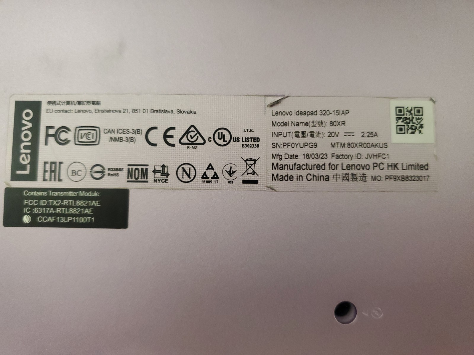 Lenovo IdeaPad 320-15IAP 80XR 15.6″ (1 TB, Intel Celeron N3350, 1.10 GHz, 4 GB)