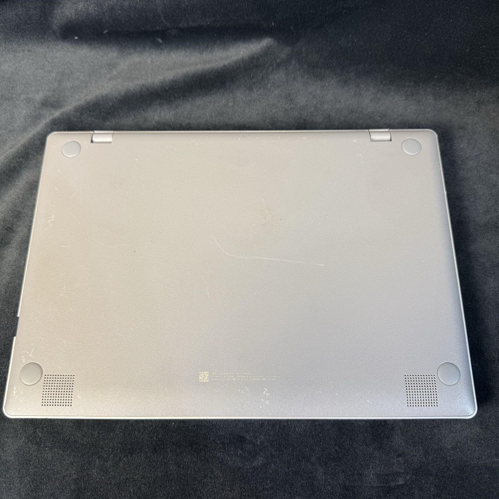 SAMSUNG XE310XBA Chromebook 4 11.6″ Intel Celeron N4000 32GB Storage | W/Case