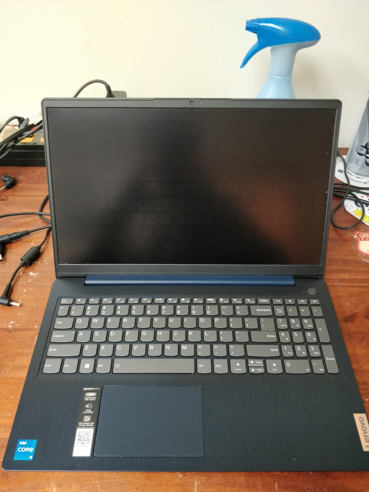 Lenovo IdeaPad 3 15IAU7 INTEL CORE I5-1215U@1.20GHz 8GB RAM NO DRIVE PARTS 8886