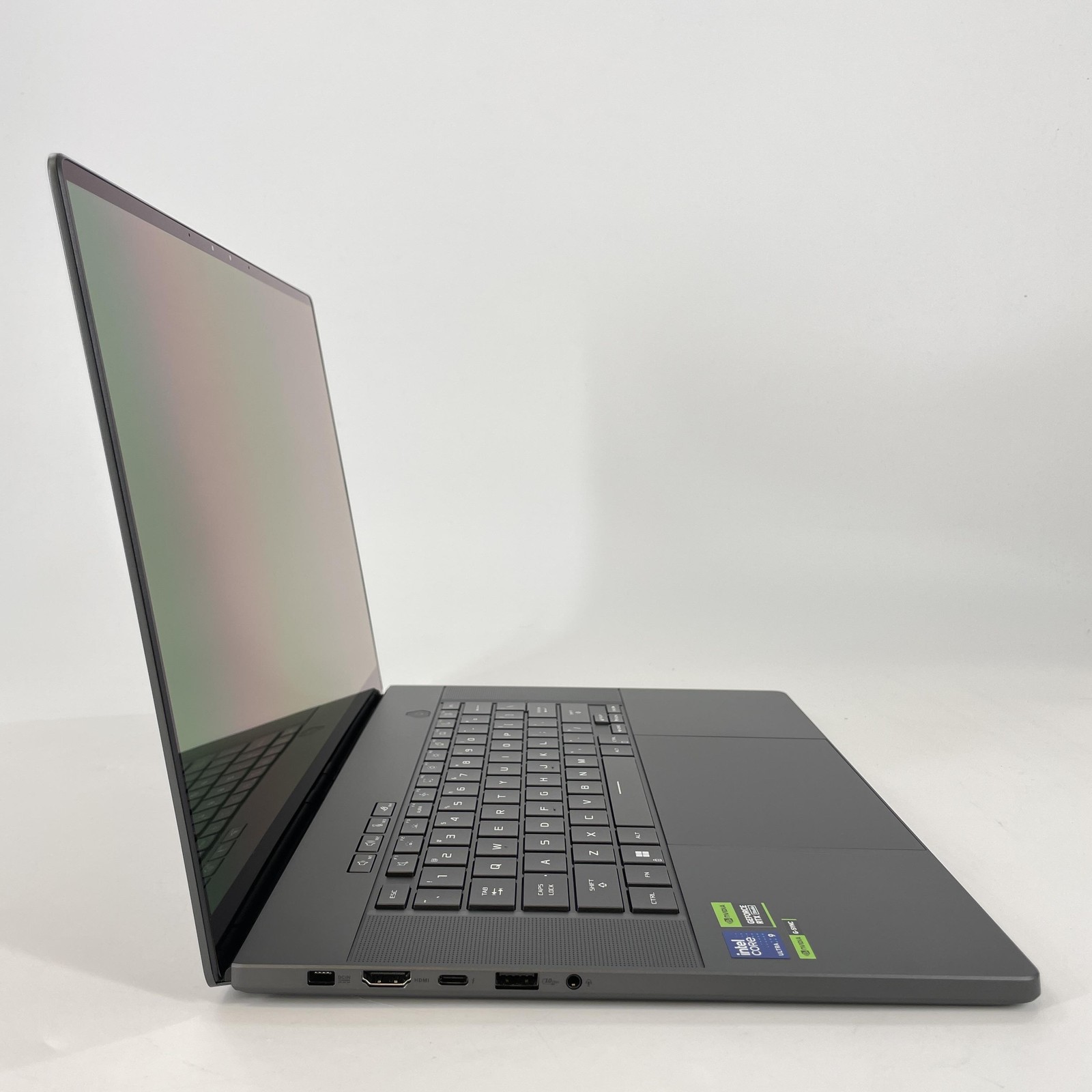 Asus ROG Zephyrus G16 GU605 16 QHD+ 2.5 GHz Ultra 9 185H 16GB 1TB SSD RTX 4070