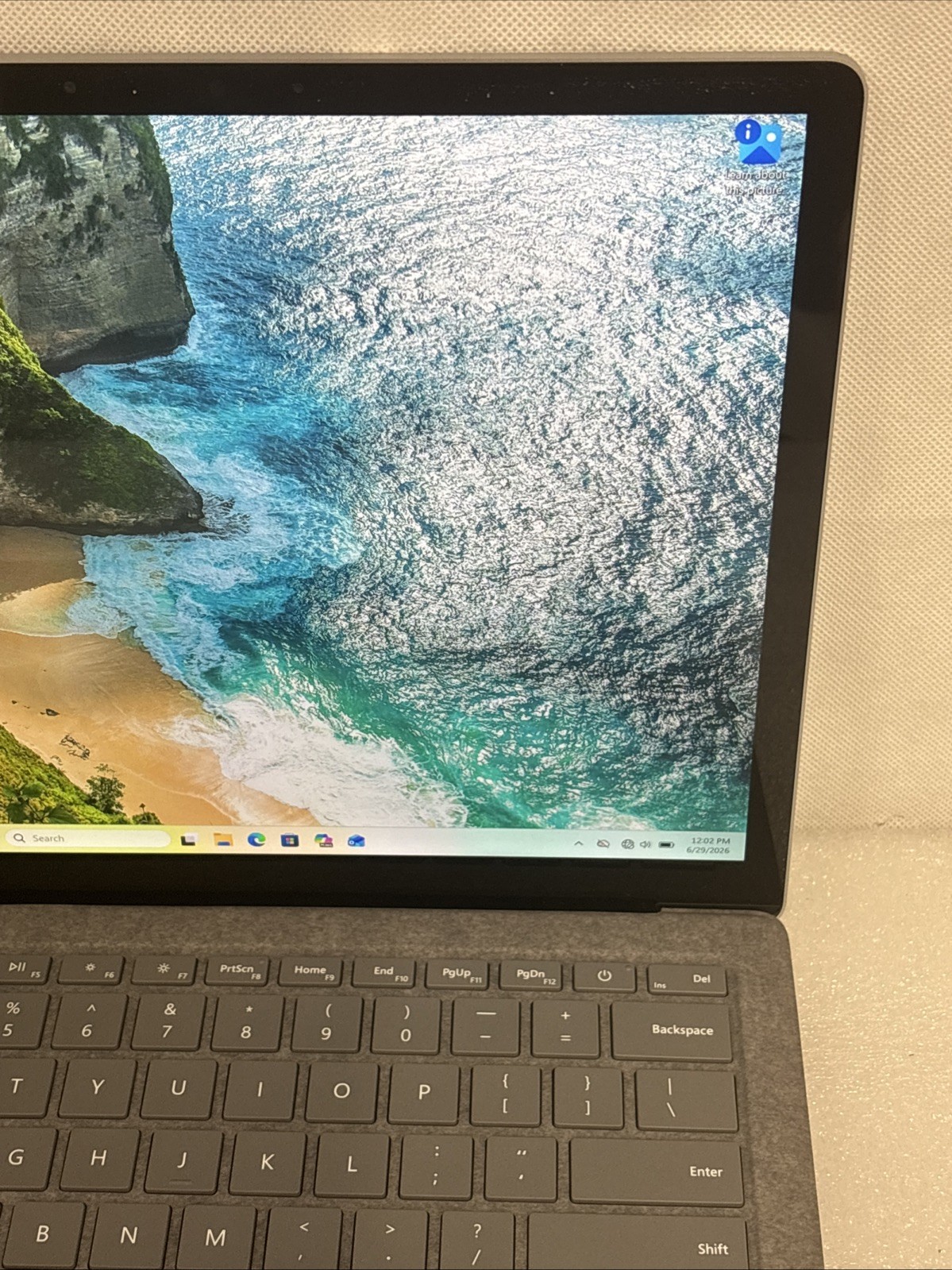 Microsoft Surface Laptop 4 13.5″ (512GB, AMD Ryzen 5, 16GB) – Platinum