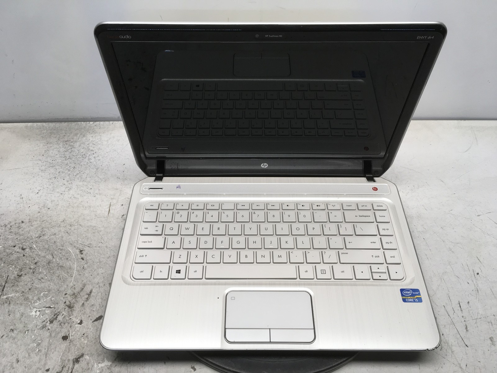 HP Envy DV4-5213CL Intel i5-3210M 2.5GHz 4 GB NO HDD No Batt