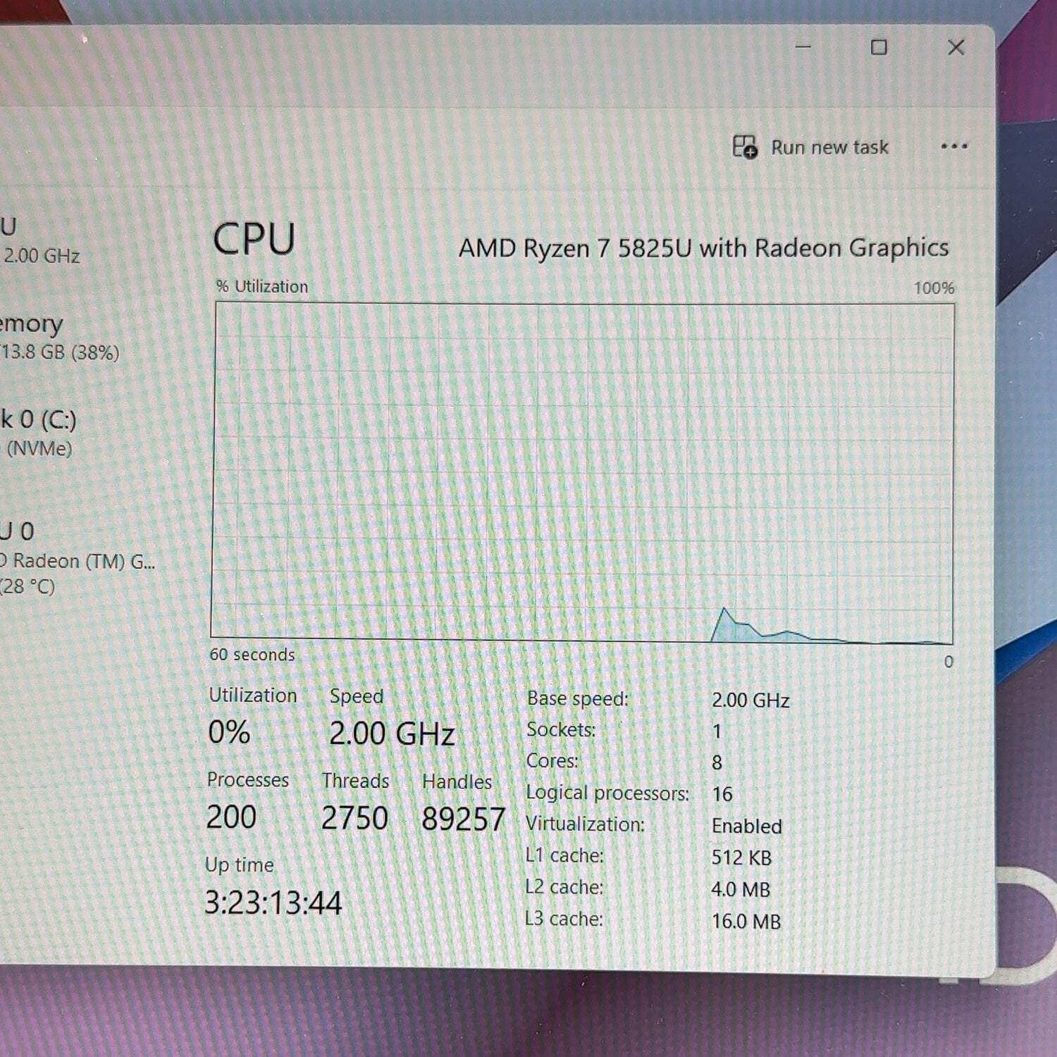 Lenovo IdeaPad Slim 3 15ABR8 15.3″ Ryzen 7 5825U 2.0GHz 16GB RAM 512GB SSD