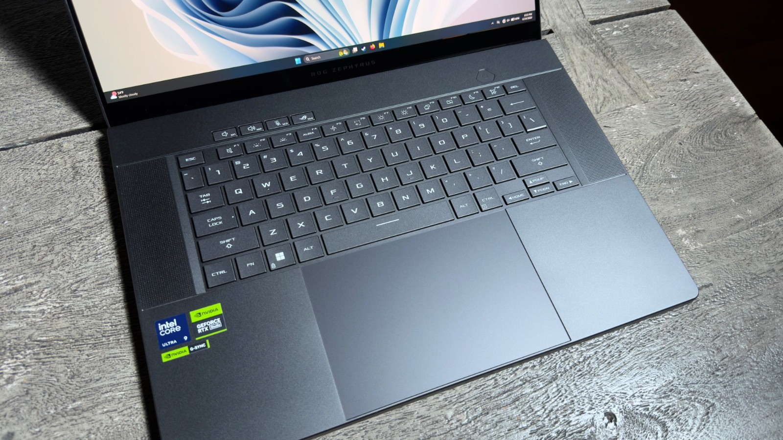 ASUS ROG Zephyrus G16 Laptop | RTX 4070 | 2TB SSD | OLED Screen | 16GB RAM