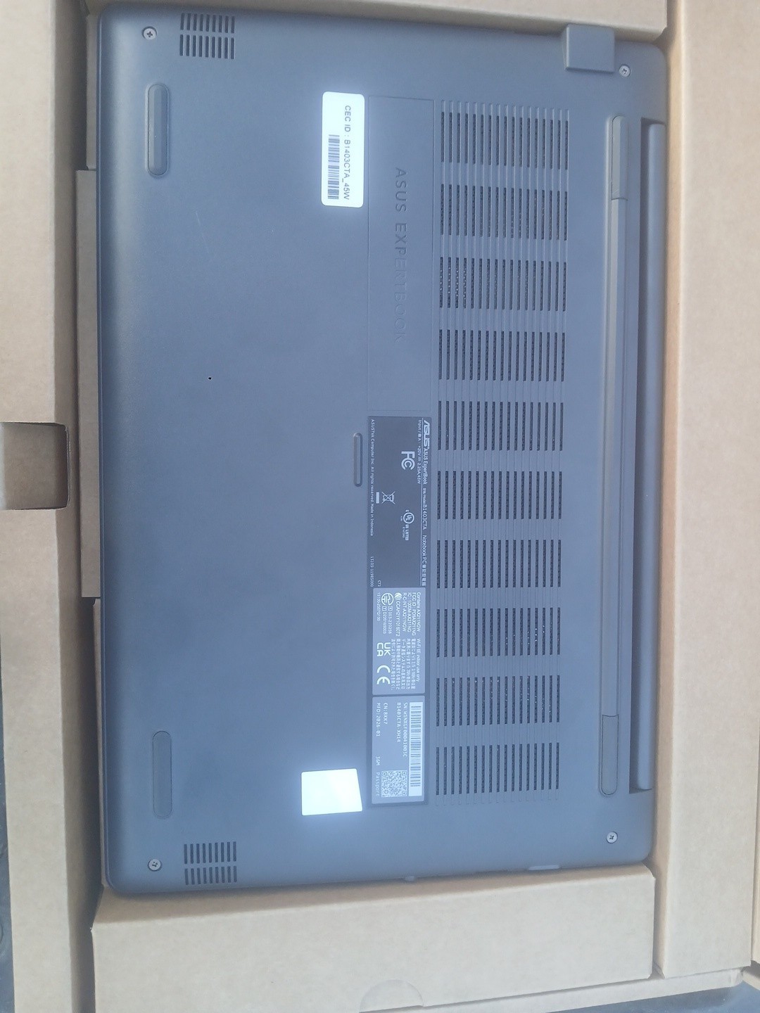 ASUS Expertbook Laptop Model # 51403CTA