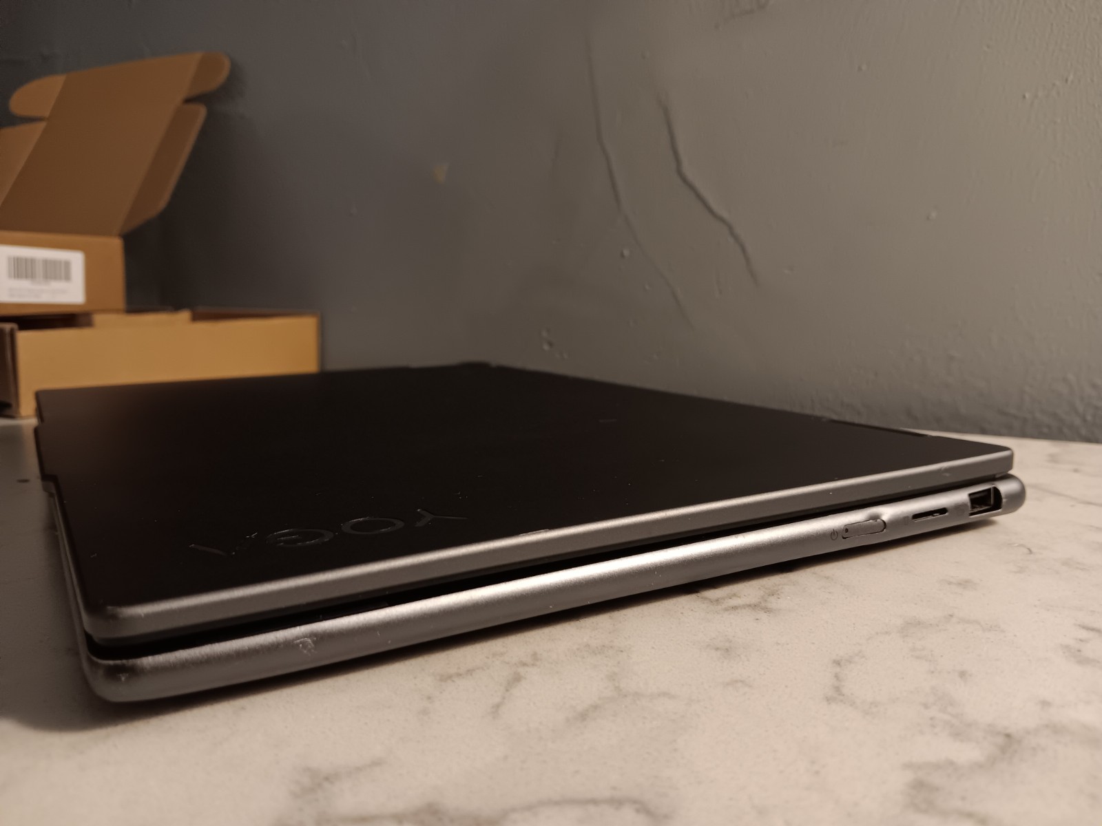 Lenovo Yoga 7 2-in-1 14IML9 14″ Ultra 5 125U 16GB No Power For Parts Or Repairs