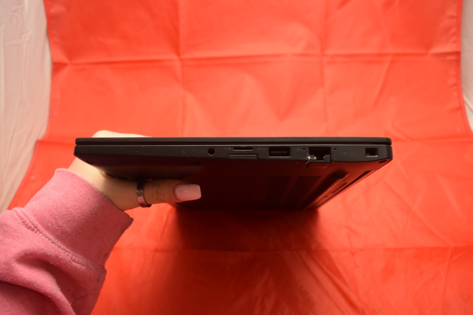 Dell Latitude 7290 12.5″ i5 7300u 2.6GHz 256GB NVMe SSD 8GB Windows 11 Pro