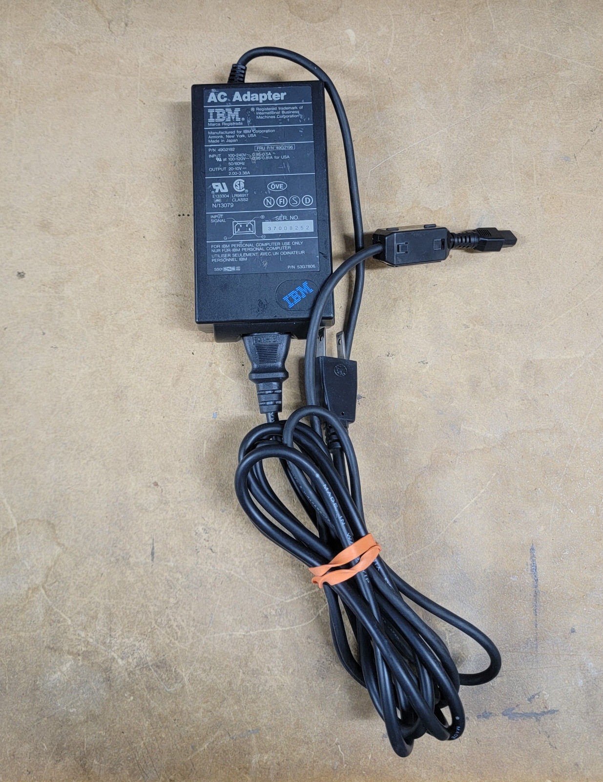 1994 IBM ThinkPad 360CE BROKEN LCD WITH GENUINE AC ADAPTER P/N: 49G2192