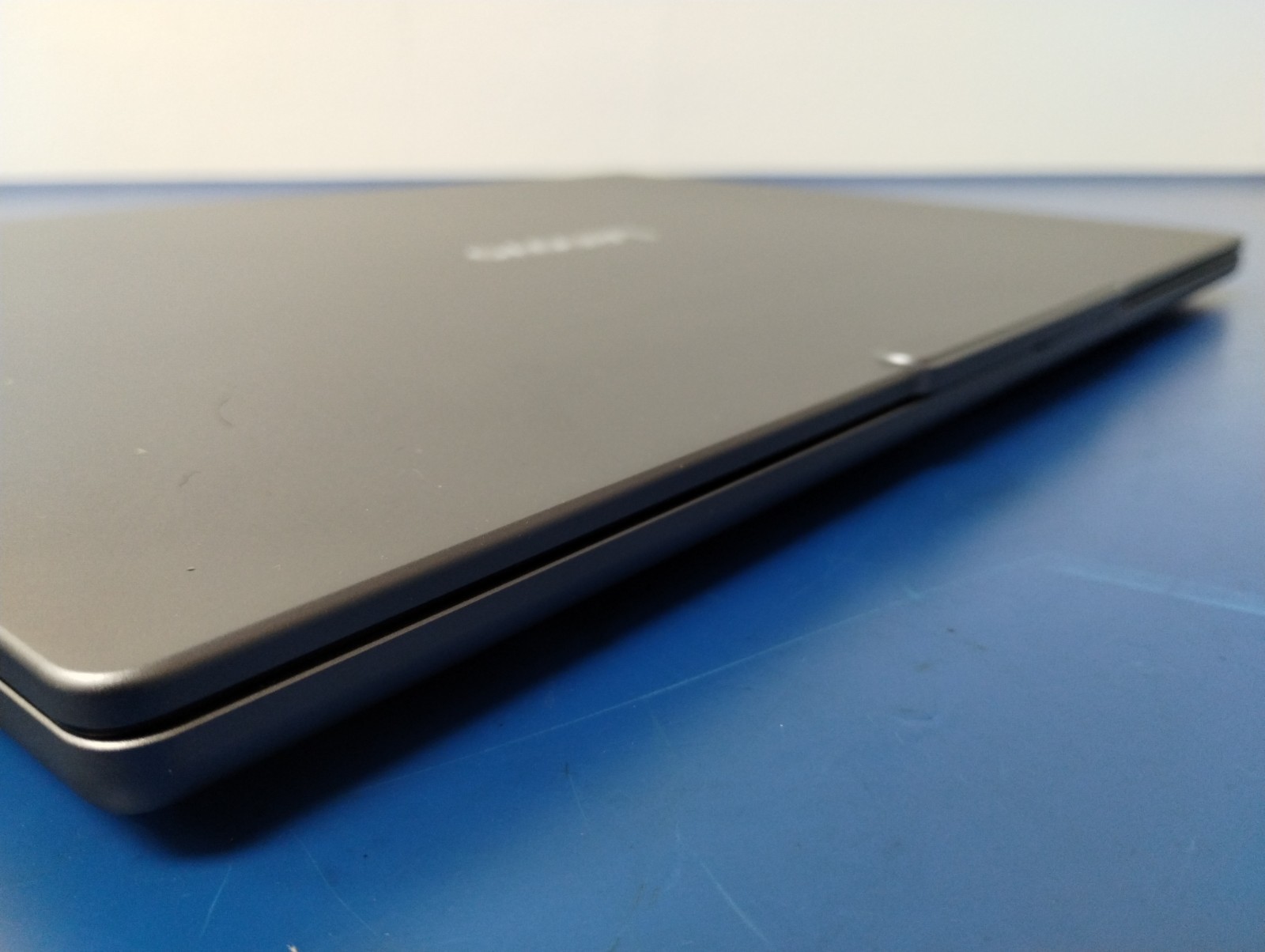 Lenovo IdeaPad Pro 5 16IAH10, Intel Core Ultra 9 285H, 32 GB RAM, 1 TB NVMe SSD