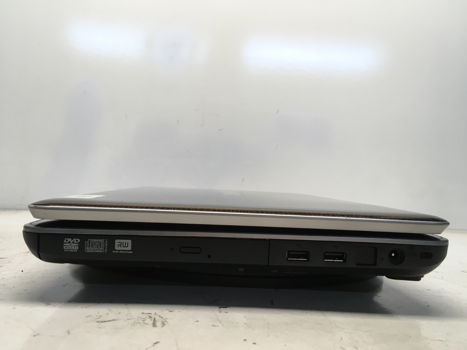 Toshiba Satellite A505-S6980 Intel Core 2 Duo T6600 2.2GHz 4 GB NO HDD