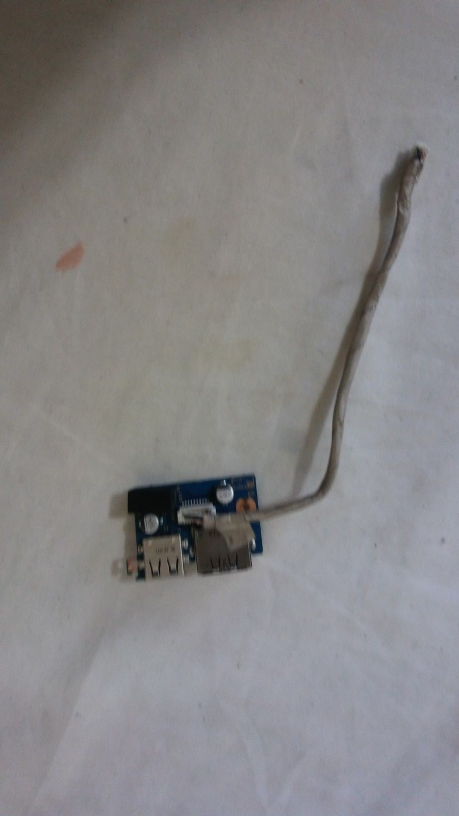 SAMSUNG NP400B USB eSATA LOGIC CARD AND CONNECTOR