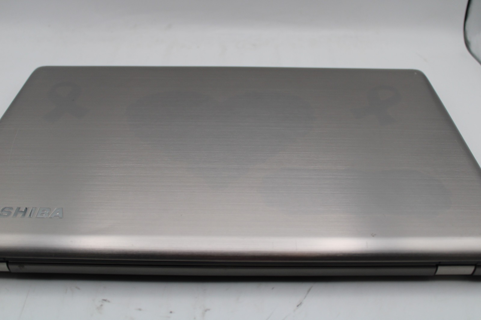 Toshiba Satellite P55t Touch i5-4200U @ 1.6 GHz 8GB RAM No SSD No OS