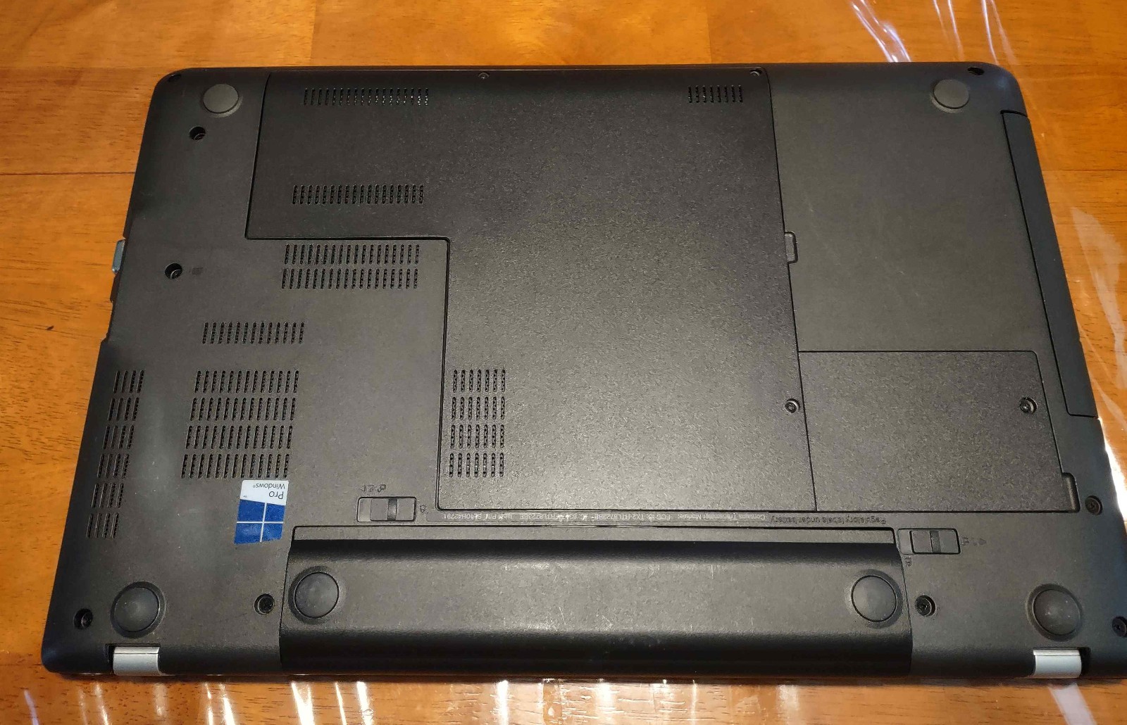 Lenovo E555 15.6” AMD A6 2.2GHz 8GB 500GB HDD Win10Pro MS Office *READ*