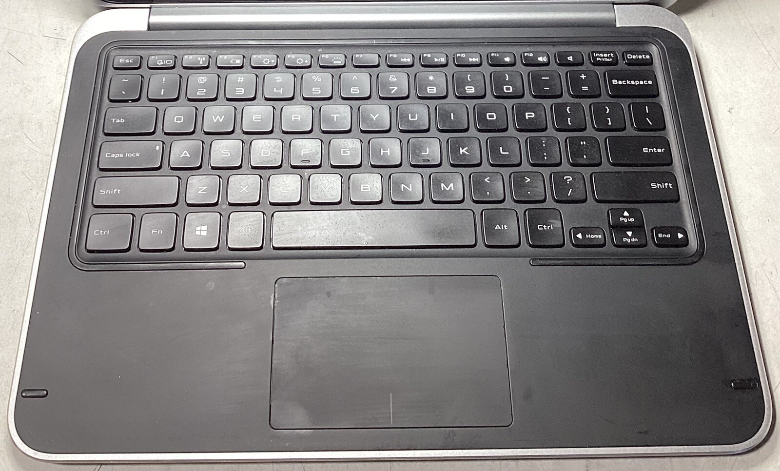 Dell XPS Intel i5-4200U @ 1.60GHZ 4GB RAM 128GB SSD *BAD DISPLAY/SEE PICS*
