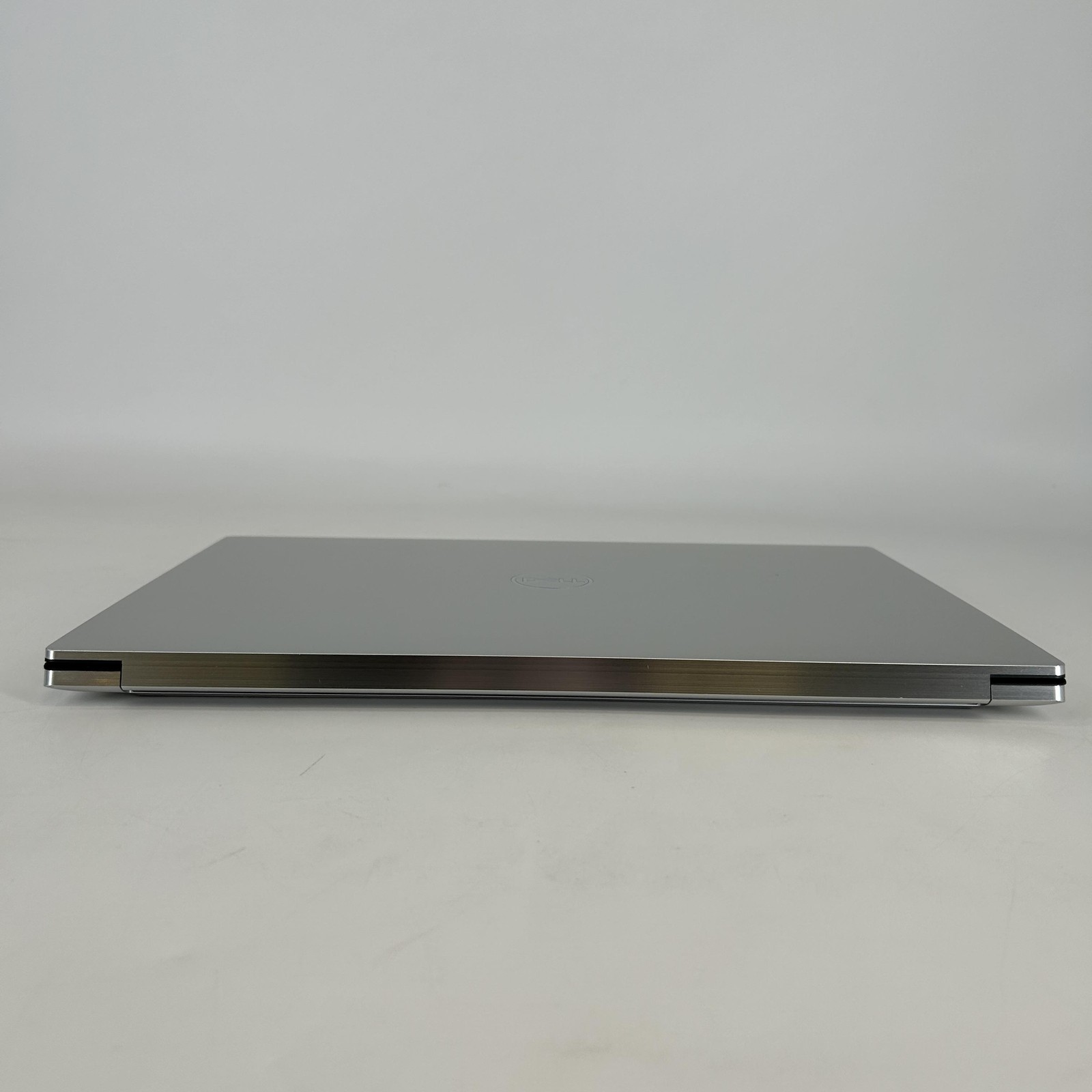Dell XPS 15 9510 FHD+ i9-11900H 2.50GHz 16GB 1TB SSD RTX 3050 Ti Very Good