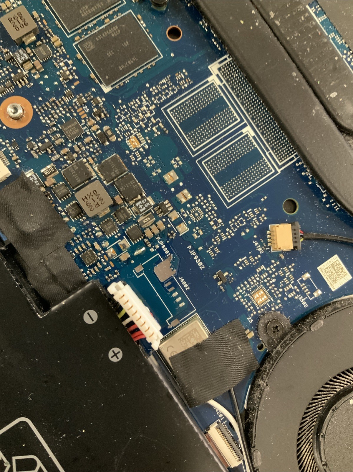 Asus ZenBook Pro 15 Flip Q529Z 15″ i7-12700H Broken For Parts BXPC2