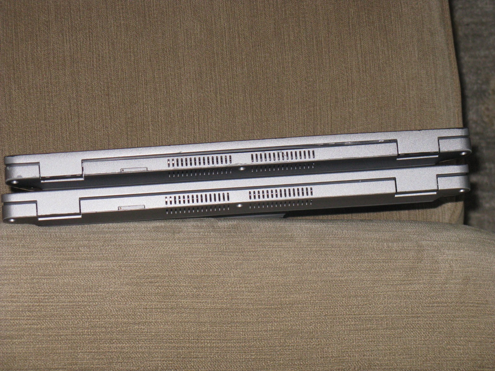 2x Lot Dell Latitude 5420 i7-1165G7 256GB NVMe 12GB FHD non-touch TB4 FP+SC IR