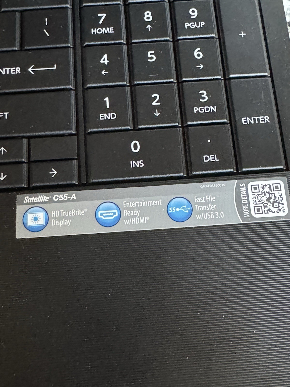Toshiba Satellite C55D-A5304 Laptop Win 10 AMD E1-2100 4GB RAM 128GB SSD