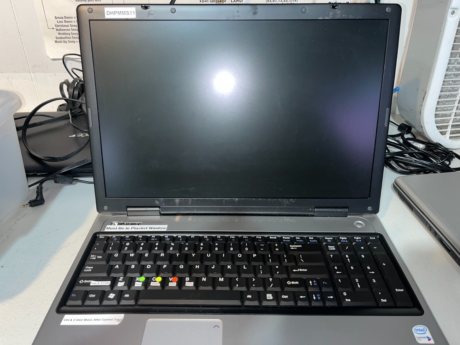 Gateway Laptop 2GB Ram PA6 M685E Intel Core Duo T2500 @ 2.00GHz