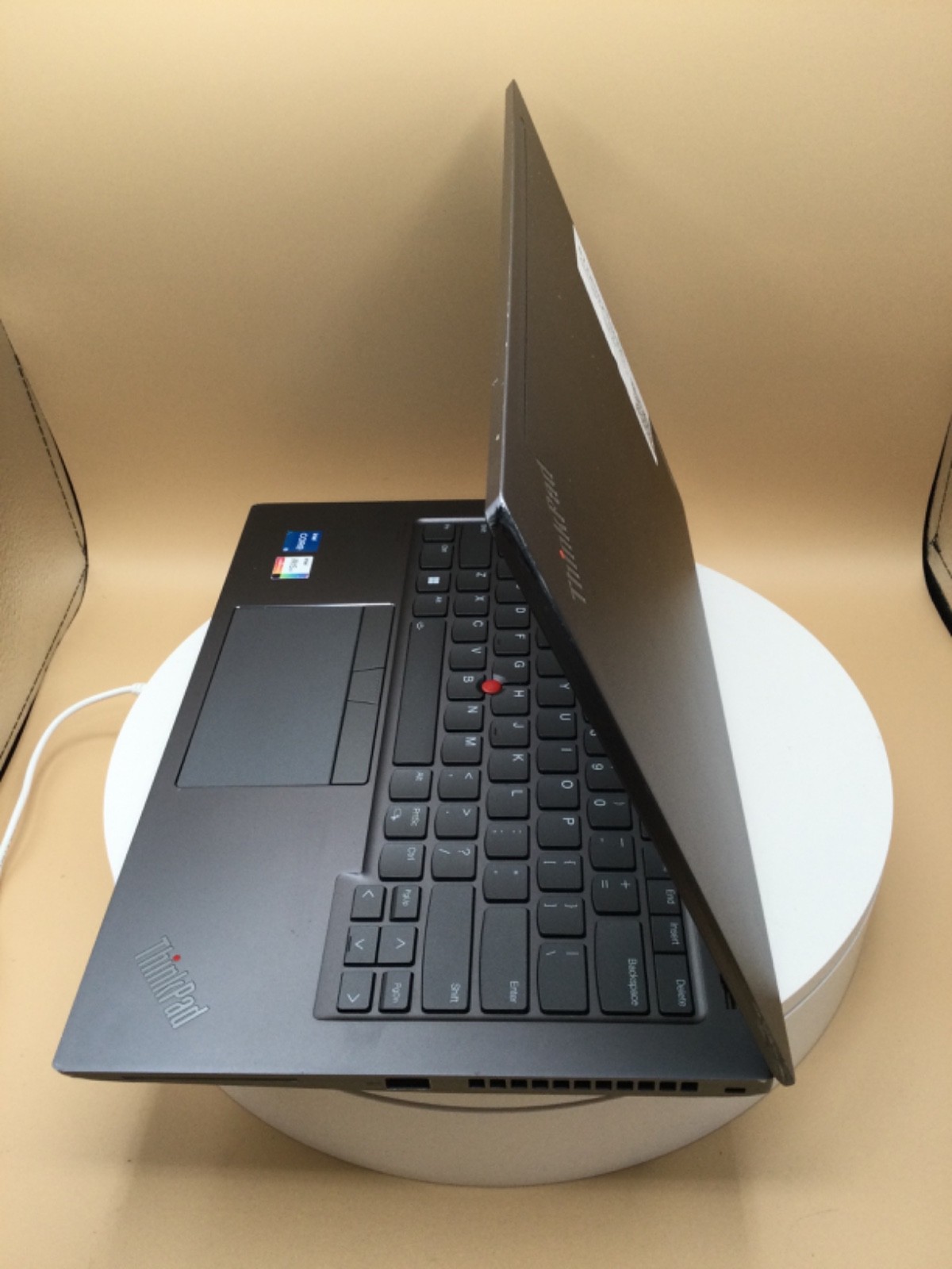 Lenovo ThinkPad T14s G2 14″ Laptop i5-1135G7 16GB RAM 512GB SSD W11P Used READ