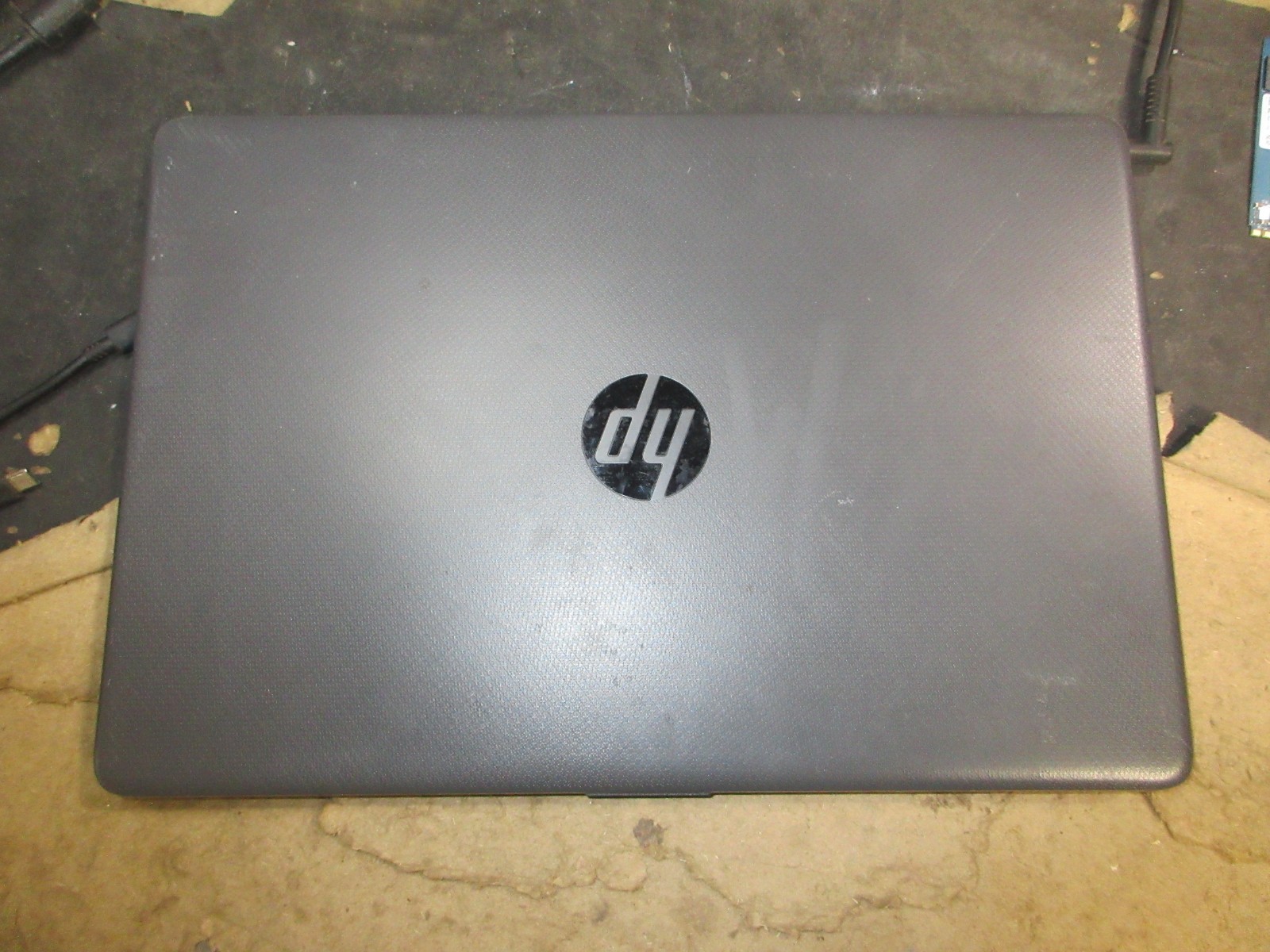 HP 250 G8 15.6″ LAPTOP CORE I5-1135G7 2.4GHZ 8GB RAM 256GB SSD NO BATT No OS