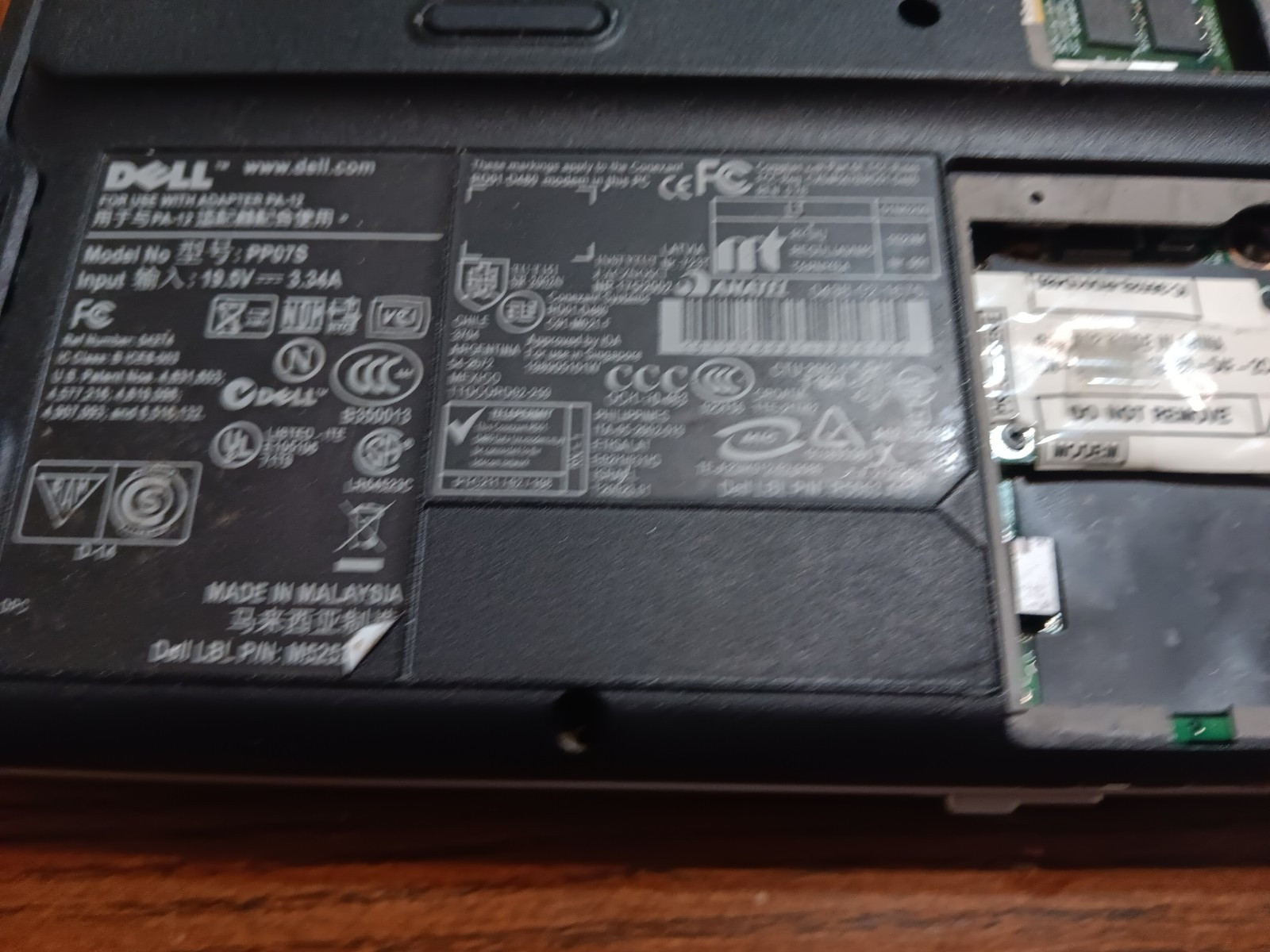 Dell Inspiron 700m, 12.1 TFT, Windows Vista Buss, 80GB,, 2GB, DVD-RW, Wifi.