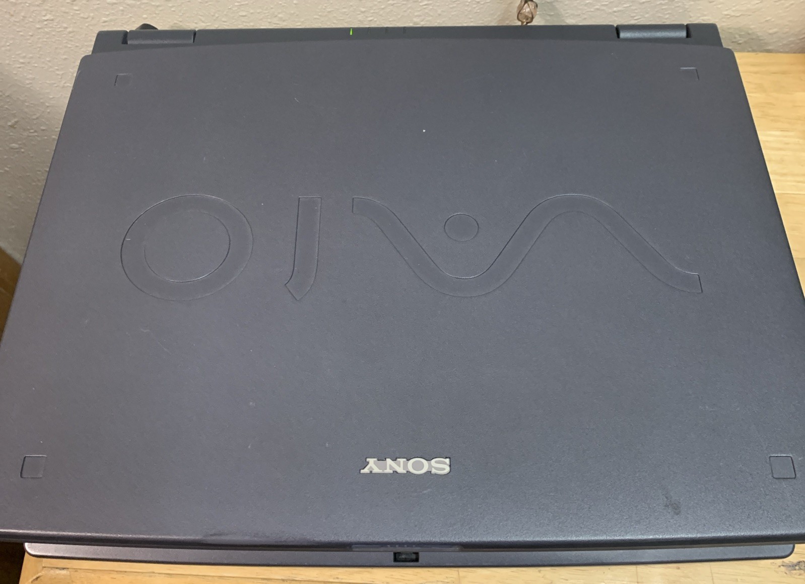 Sony Vaio PCG-F10 Laptop Intel Pentium II 300MHz (ITS OLD BUT 🥇)