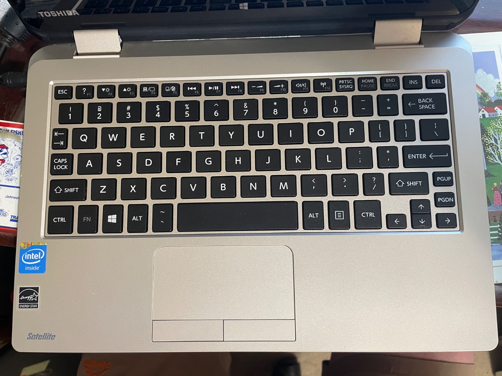 Toshiba Satellite L15W-B1302 Laptop- W10