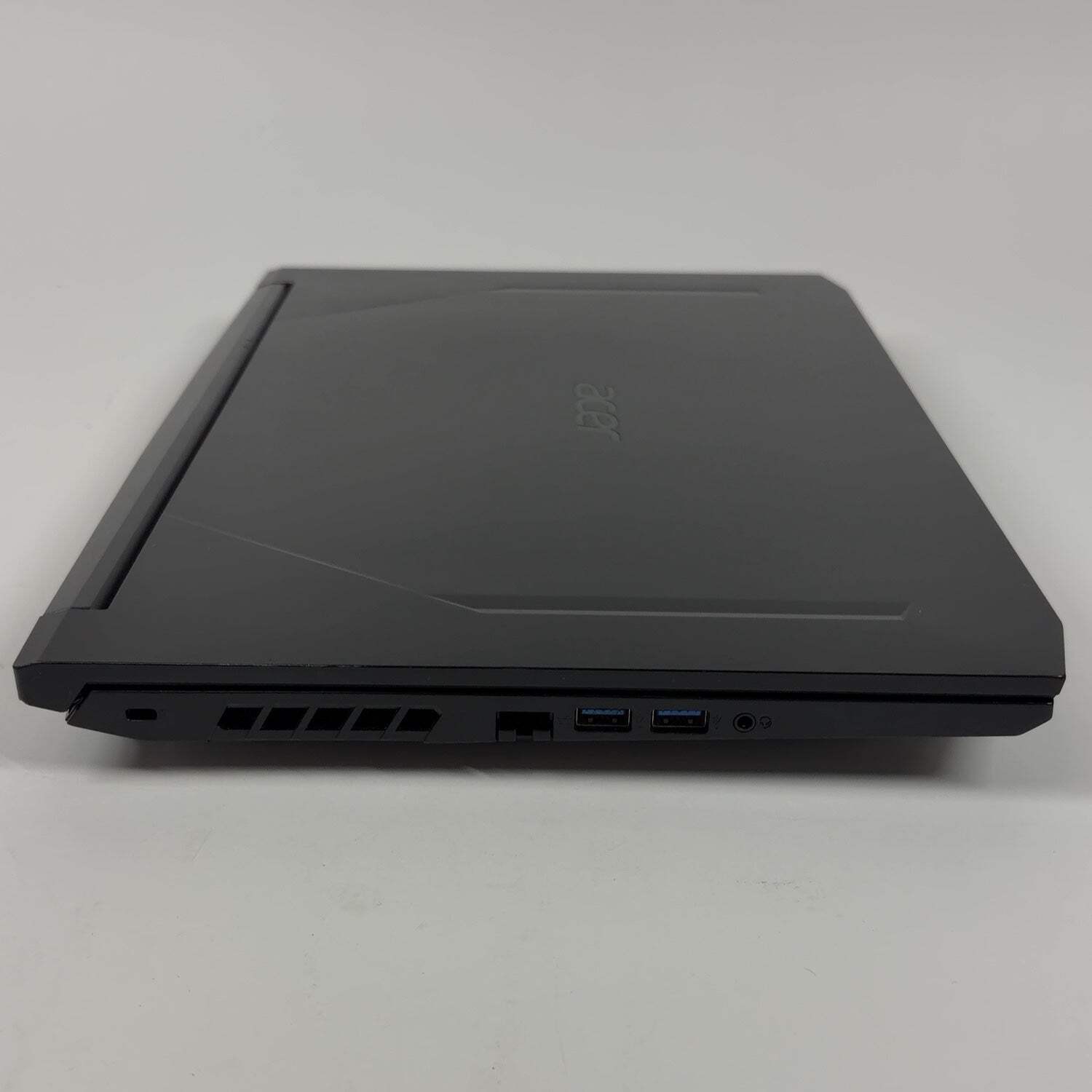 Acer Nitro 5 AN515‑55 i5-10300H 2.5GHz 16GB RAM 512GB SSD GeForce RTX 3050 Ti
