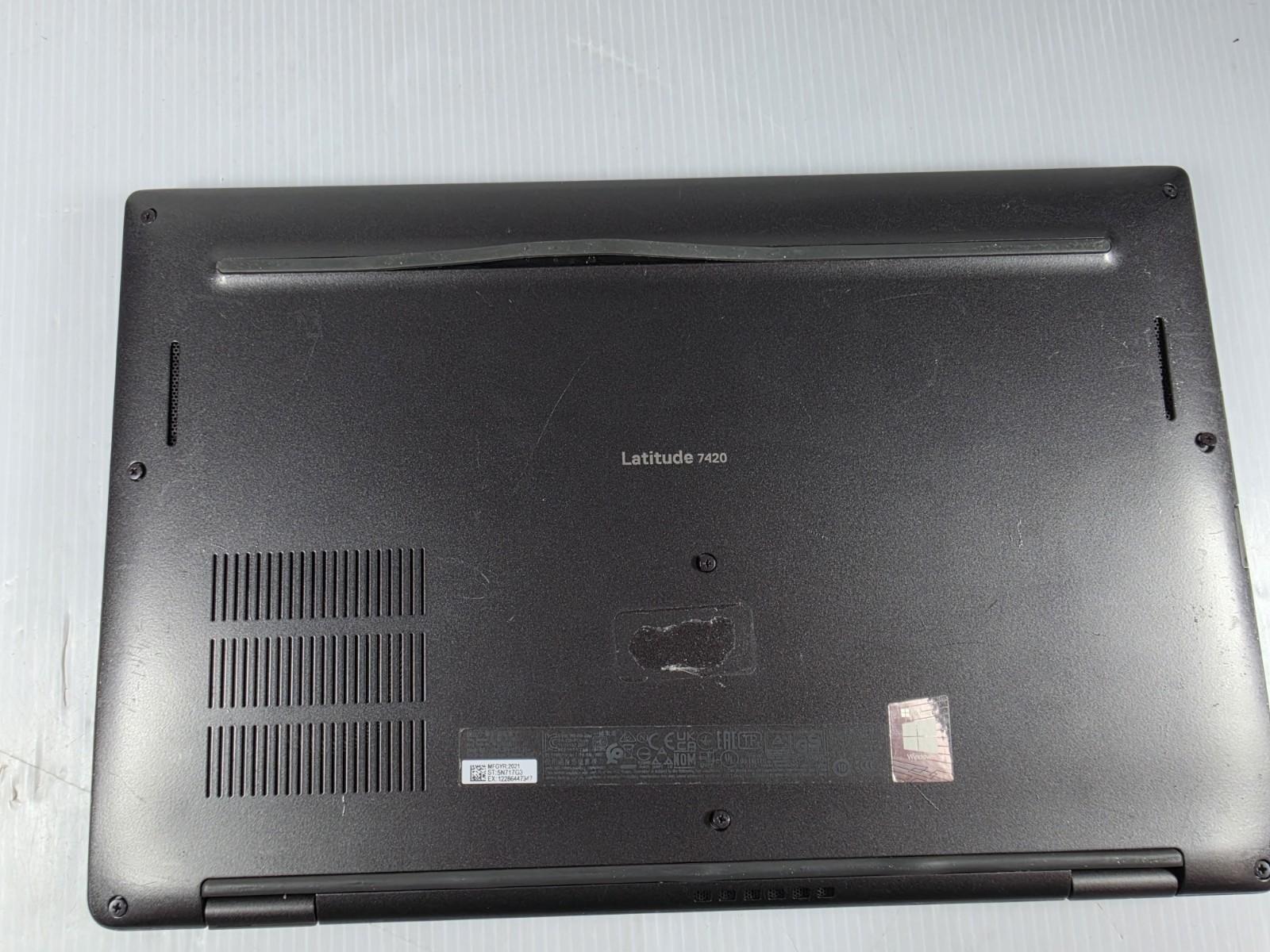 Dell Latitude 7420 FHD i7-1185G7 3.0GHz 16GB Ram No SSD–NO OS