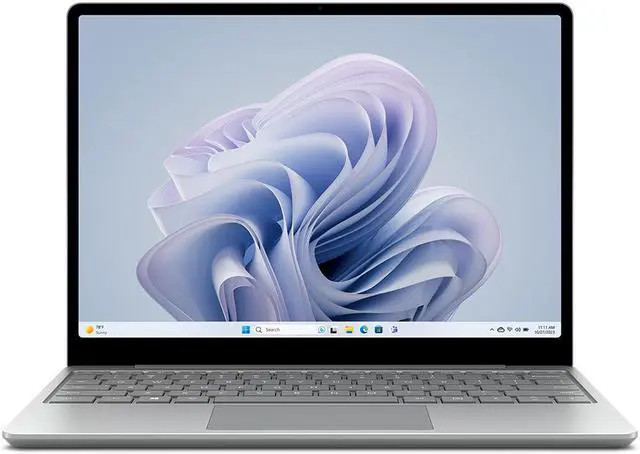 Microsoft Surface Laptop Go 3 12.4 in Touch- i5-1235U 8GB RAM 256GB SSD W11 Home