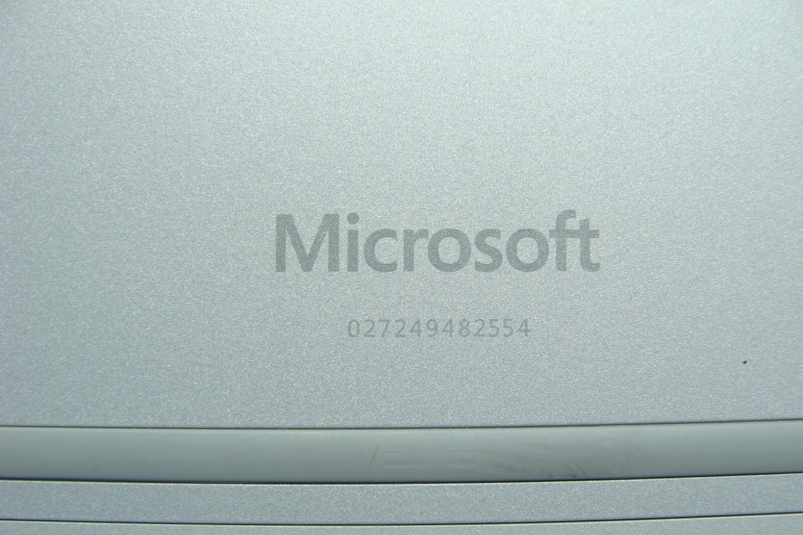 Microsoft Surface Book 2 1832 13.5″TOUCH i7-8650U 1.9GHz 8GB 1TB SSD BAD Battery
