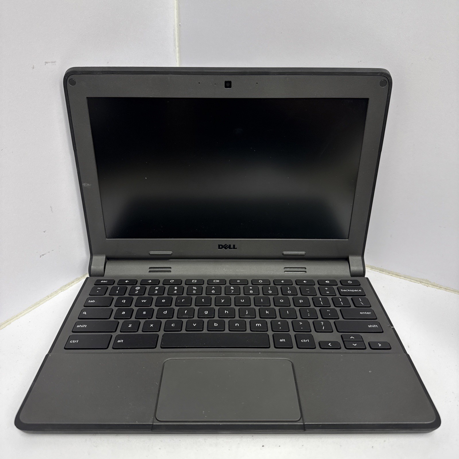Dell Chromebook 11 P22T with Charger