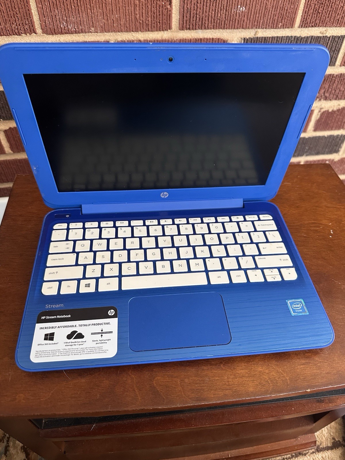 HP Stream 11-r014wm