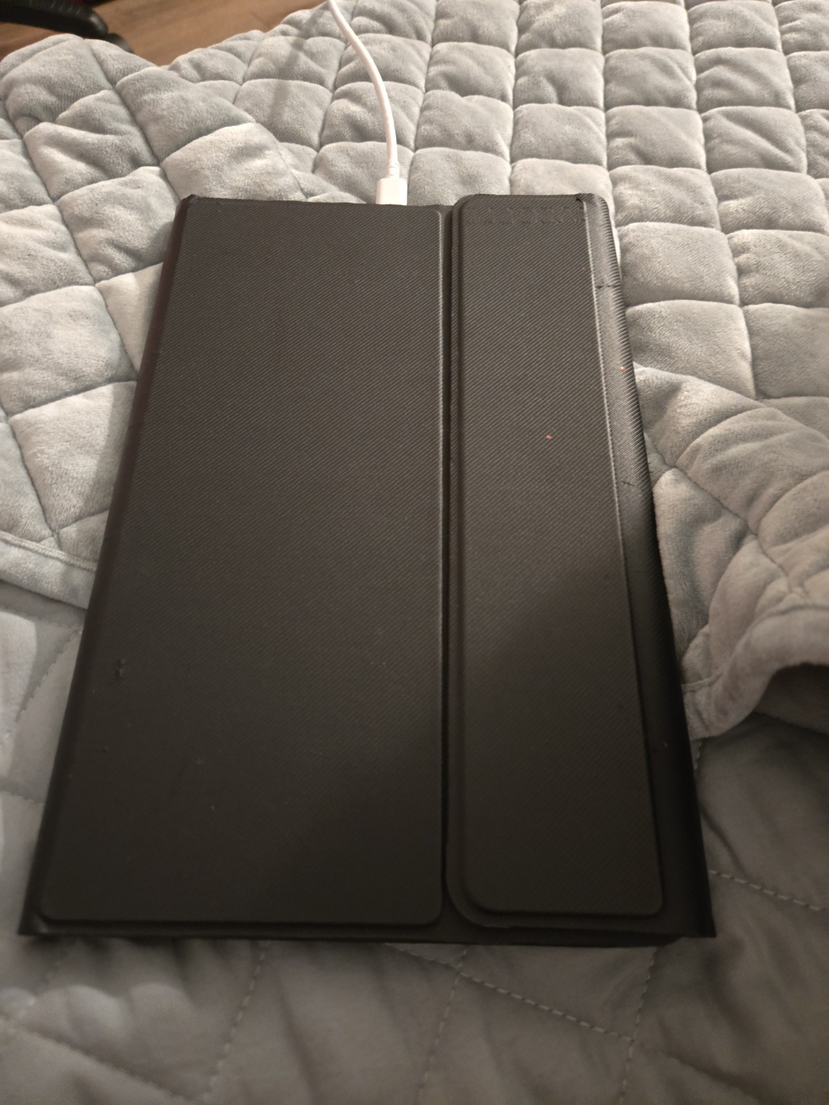 Samsung Galaxy Tab S6 Lite 10.4 128GB Tablet – Dark Gray Lightly Used with Case