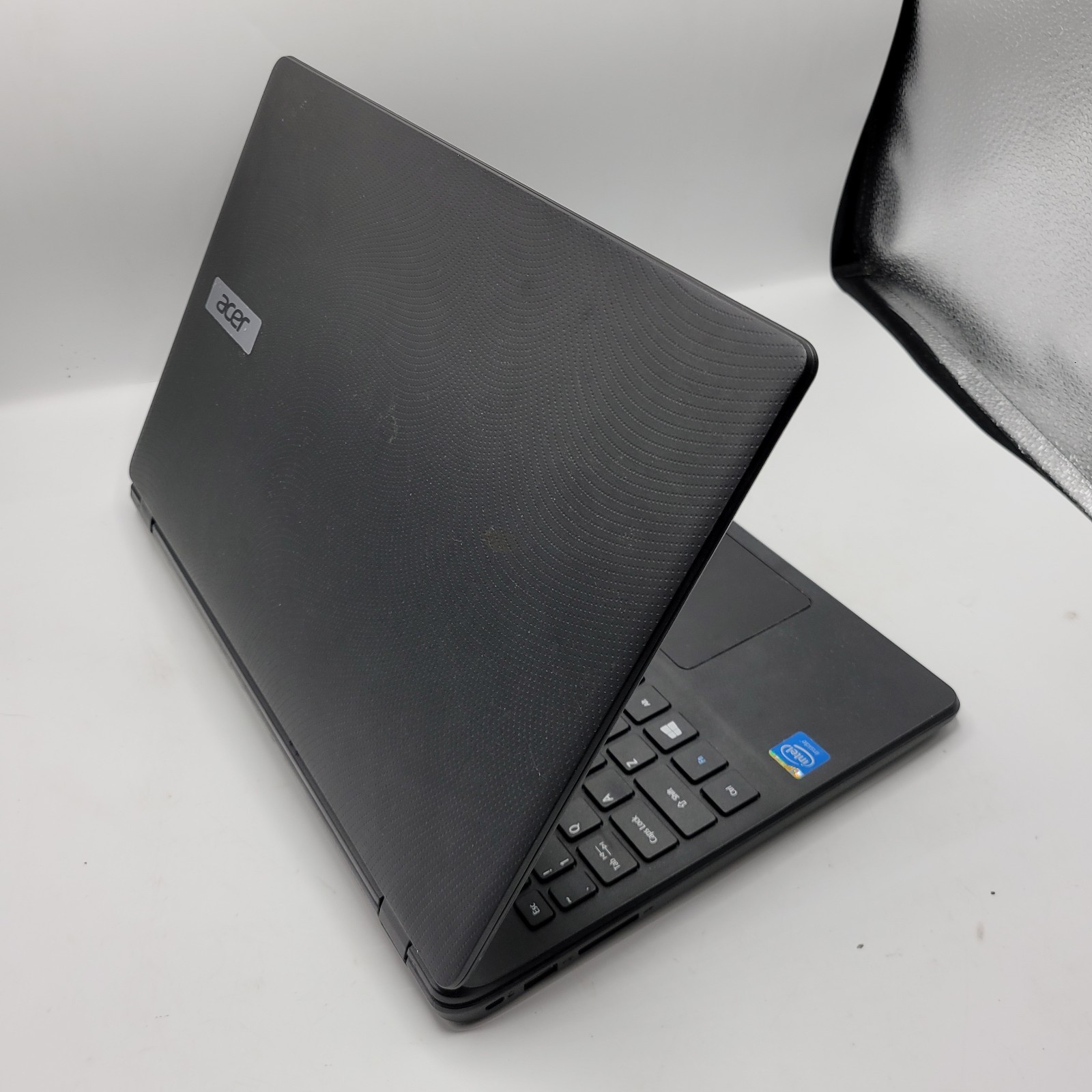 Acer Aspire E15 Start Intel Celeron No RAM 500GB HDD 15.6″ FOR PARTS